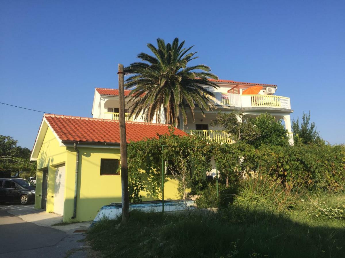 Apartmani Paulina Lopar Exteriér fotografie